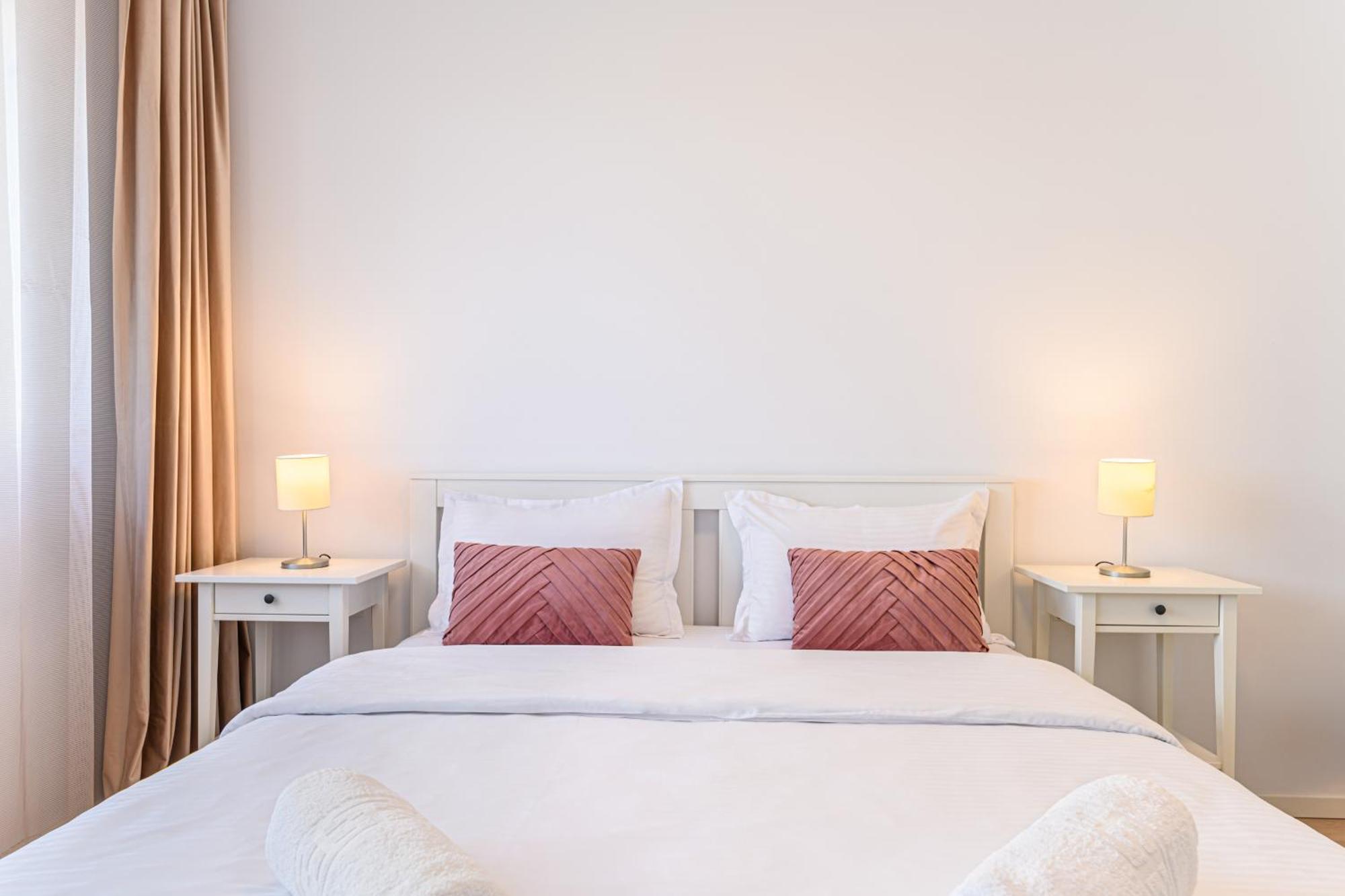 Jad - Luxury 3 Rooms & 2 Rooms Apartments In Kasper, Near Coresi Mall Brașov Exterior foto